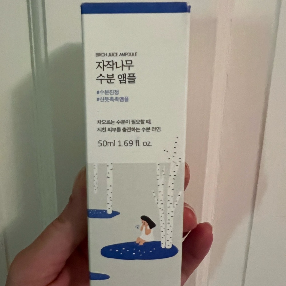 Birch Juice Ampoule - White and Blue Skincare Serum